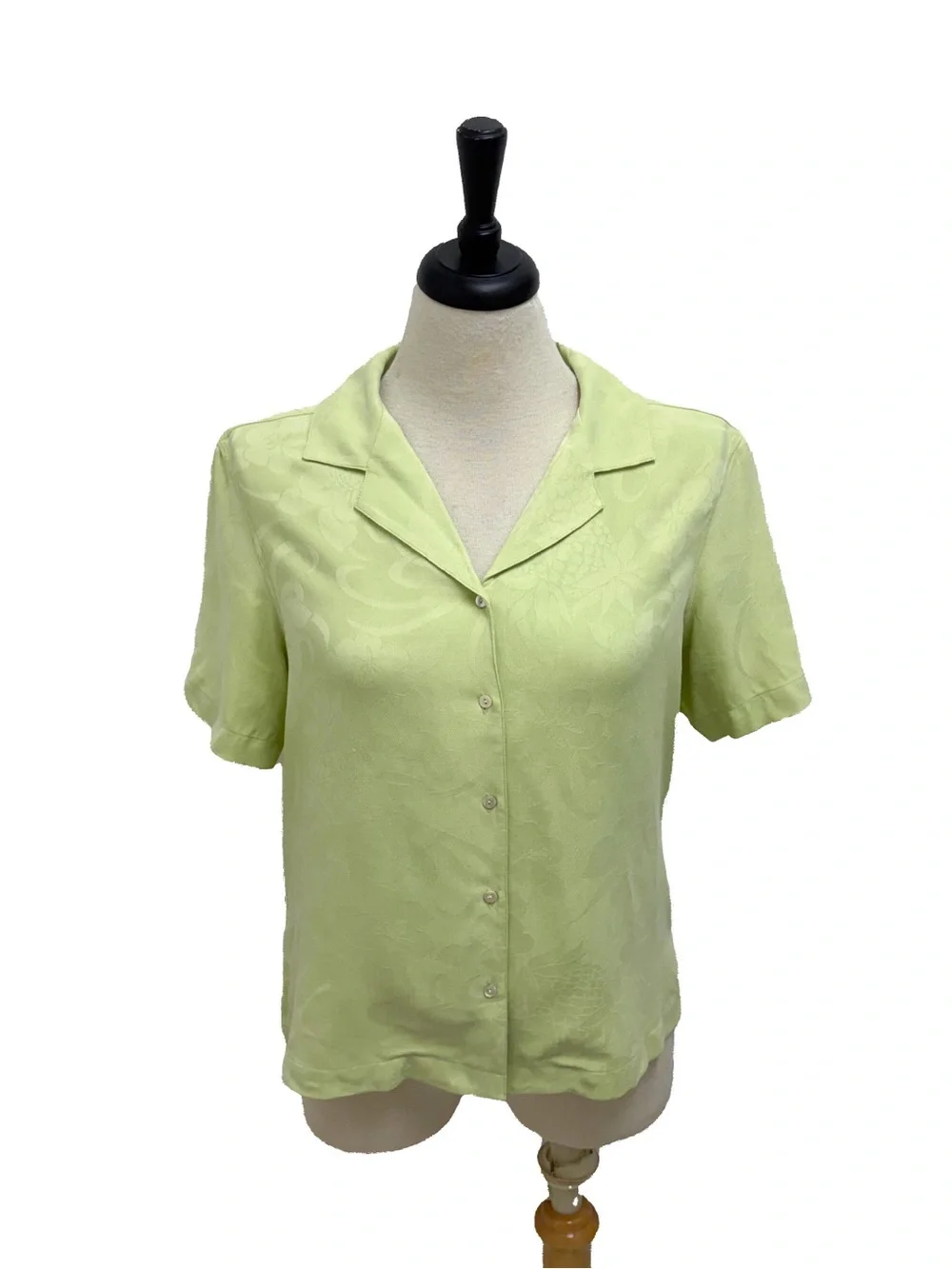 Tommy Bahama brand tommy